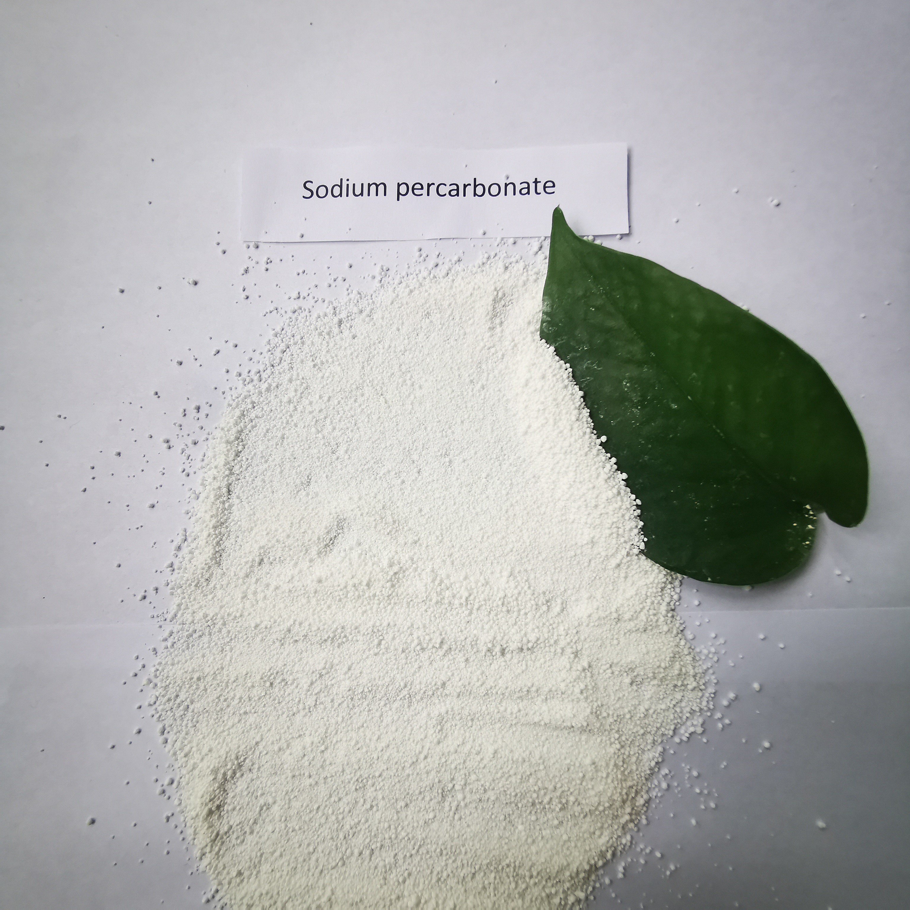 白い炭酸ナトリウムPeroxyhydrateの粉の形態の過酸化水素SPC